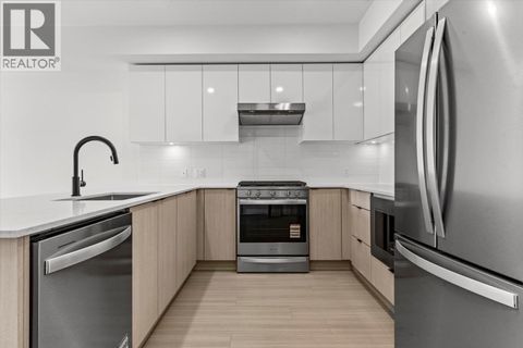 207 2277 HAWTHORNE AVENUE Port Coquitlam BC V3C1W7