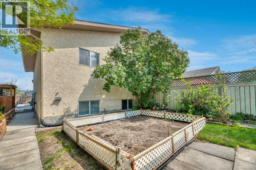 312 Strathaven Drive
