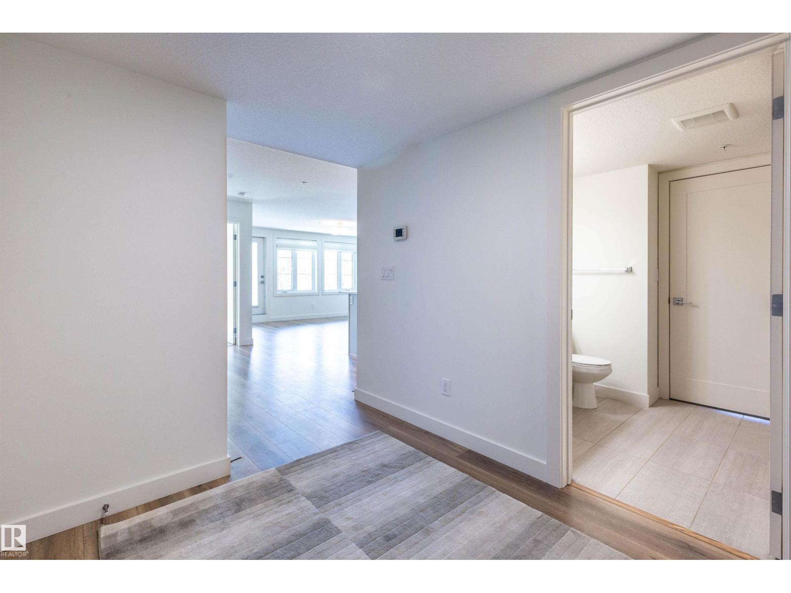 #108 5025 EDGEMONT BV NW