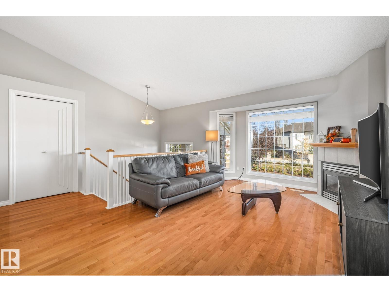 #3 303 LEGER WY NW