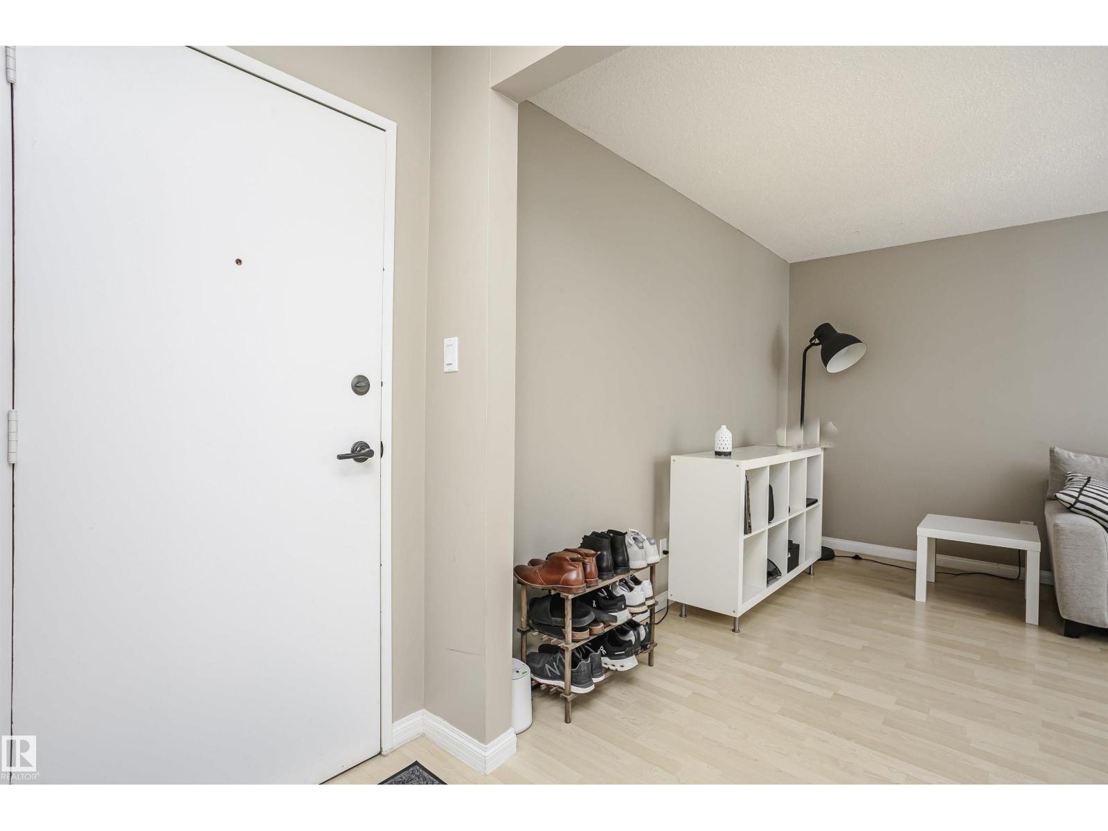 #204 11440 40 ave SW