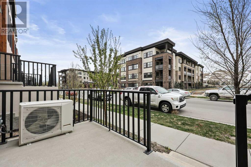 51 Greenbriar Place NW