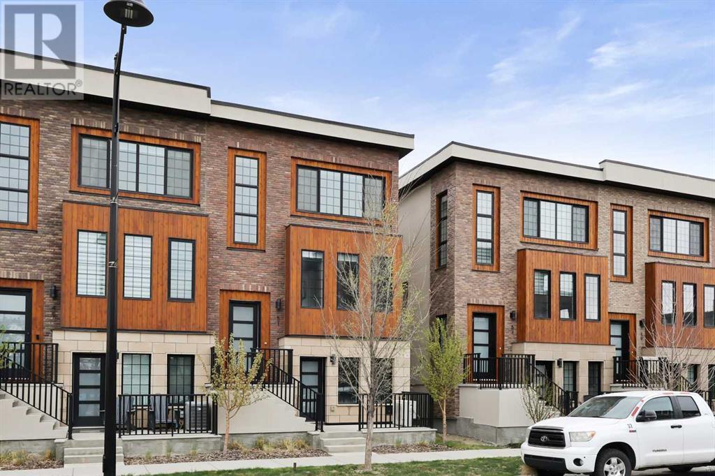 51 Greenbriar Place NW