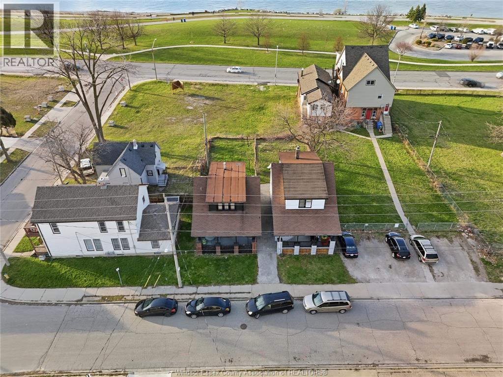 819-829 RIVERSIDE AVE
