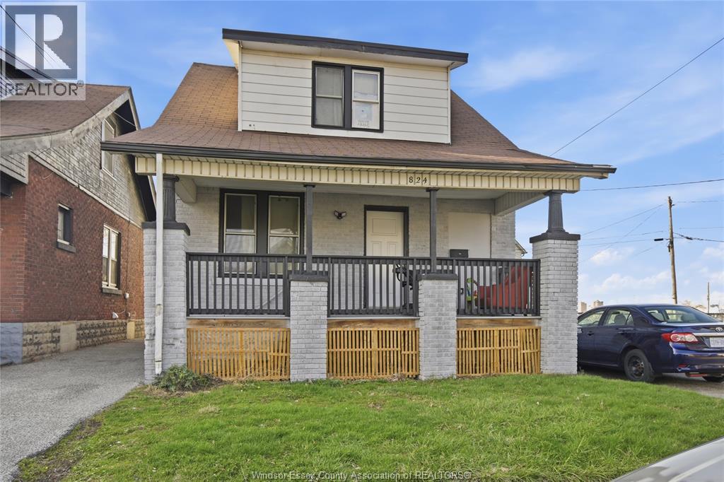 819-829 RIVERSIDE AVE