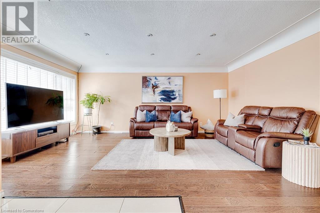 392 FISCHER HALLMAN Road
