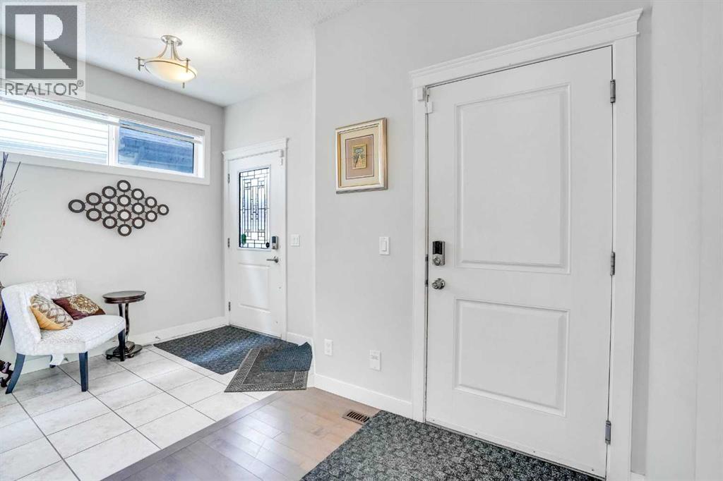 272 Skyview Shores Manor NE