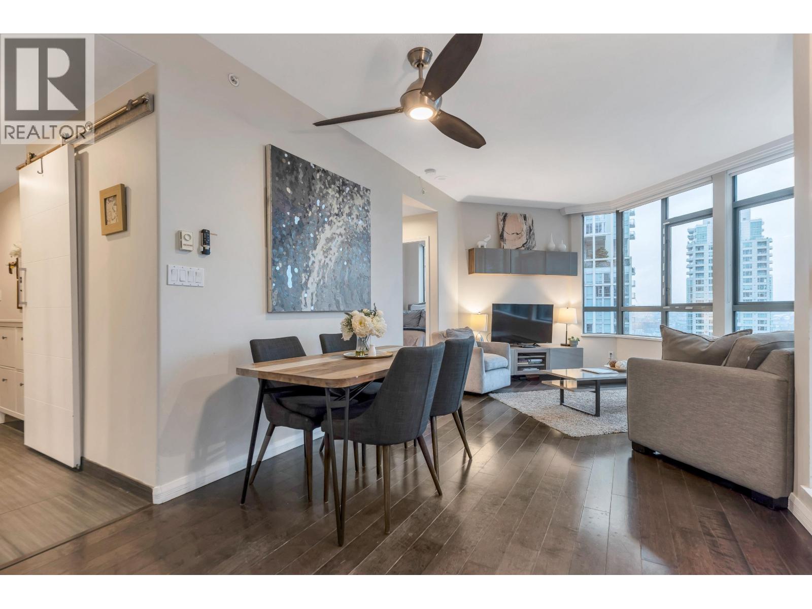 1306 1383 HOWE STREET