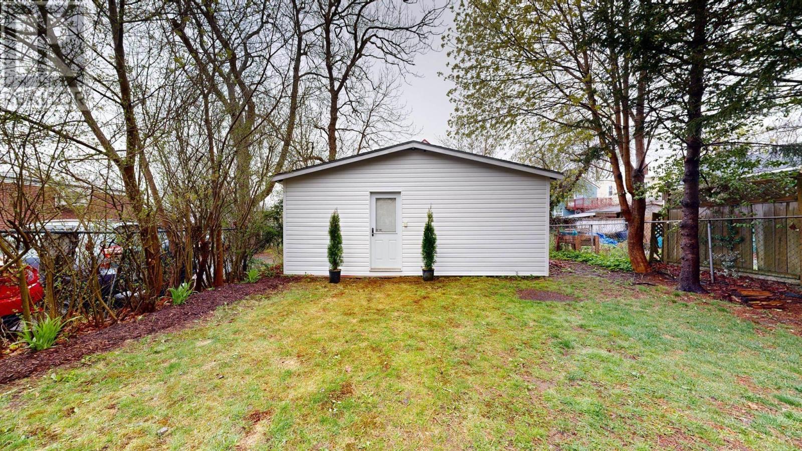 2026 Kline Street
