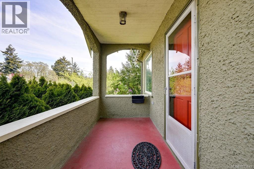 1877 San Pedro Ave
