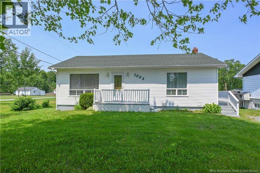 Photo 1 of 42 — 1004 Saint-Joseph Boulevard, Saint-Léolin, NB E8N2S3