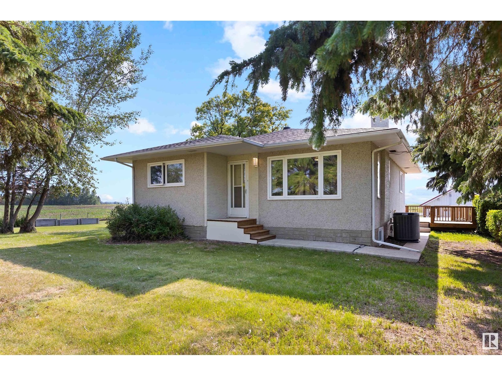 55360 RGE ROAD 205