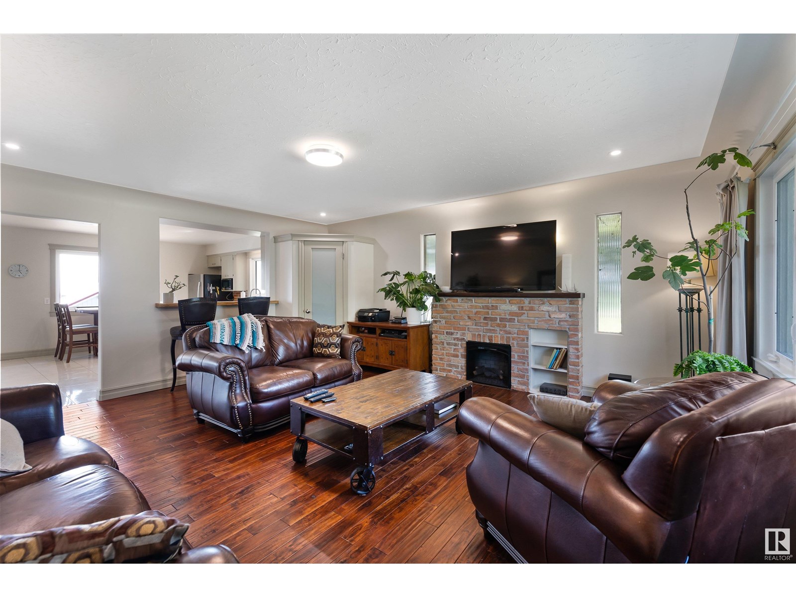 55360 RGE ROAD 205