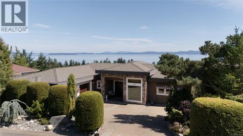 970 Seapearl Pl Saanich BC V8Y2X2