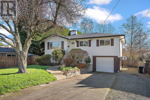 9605 Lapwing Pl Sidney BC V8L2T6