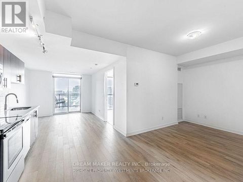 306 - 16 MCADAM AVENUE Toronto (Yorkdale-Glen Park) ON M6A1S5