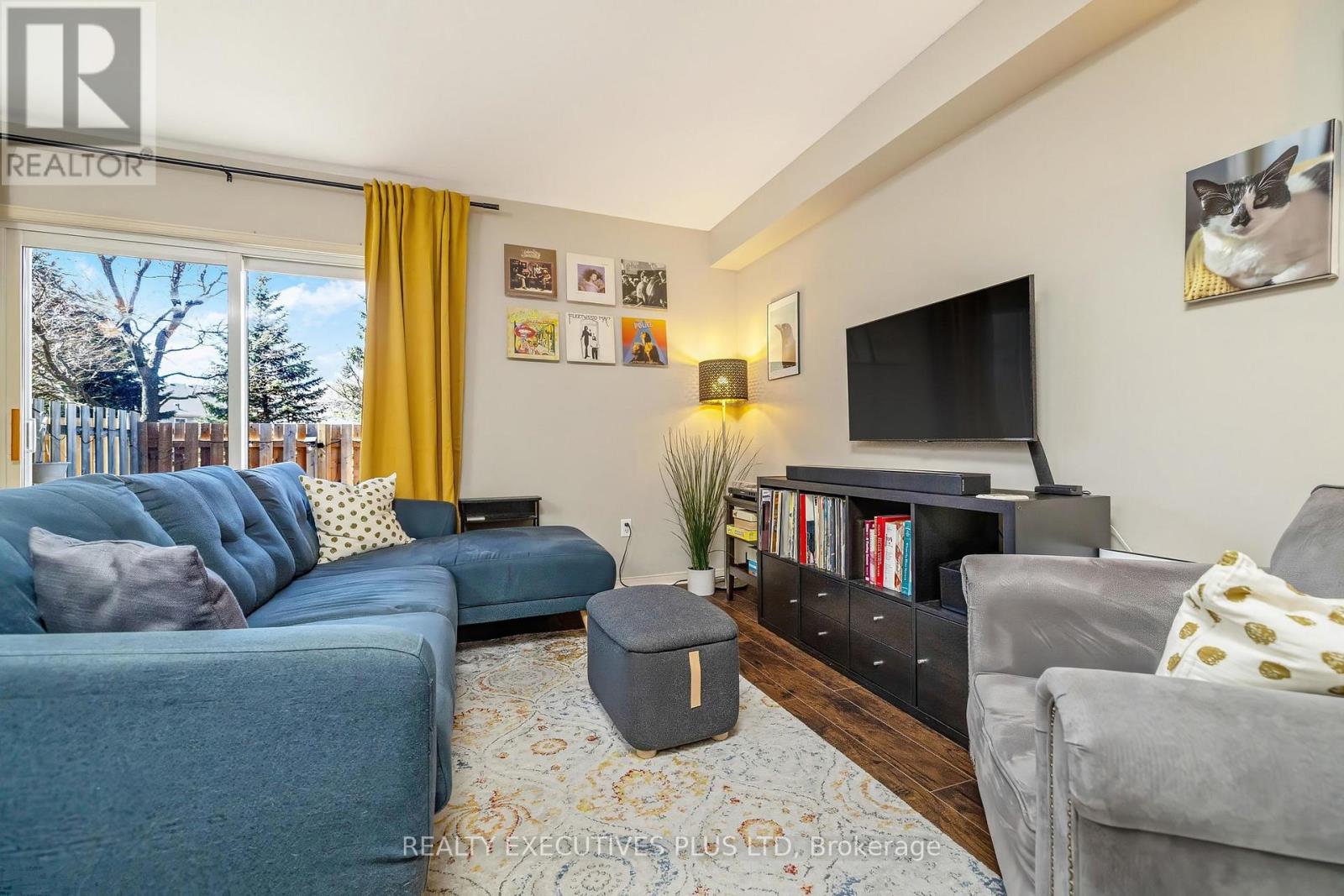 70 - 30 IMPERIAL ROAD S