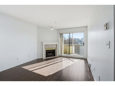 433 32830 GEORGE FERGUSON WAY Abbotsford BC V2S7K1