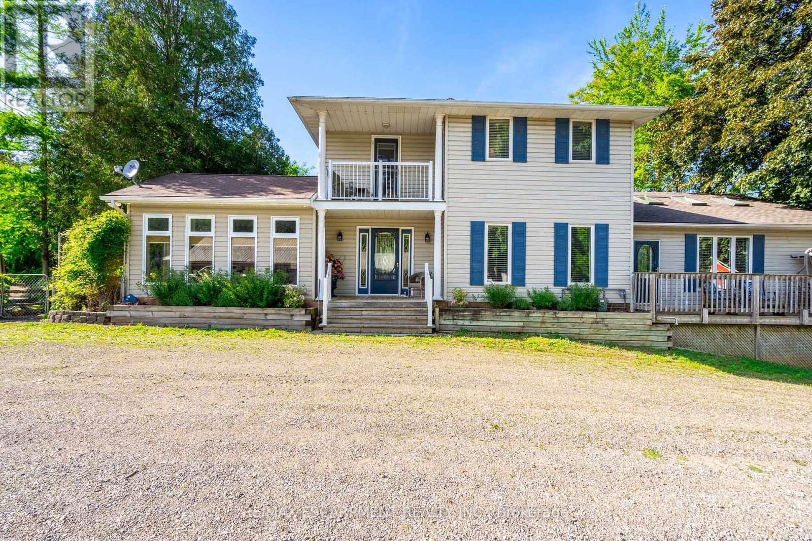 956 LYNDEN ROAD
