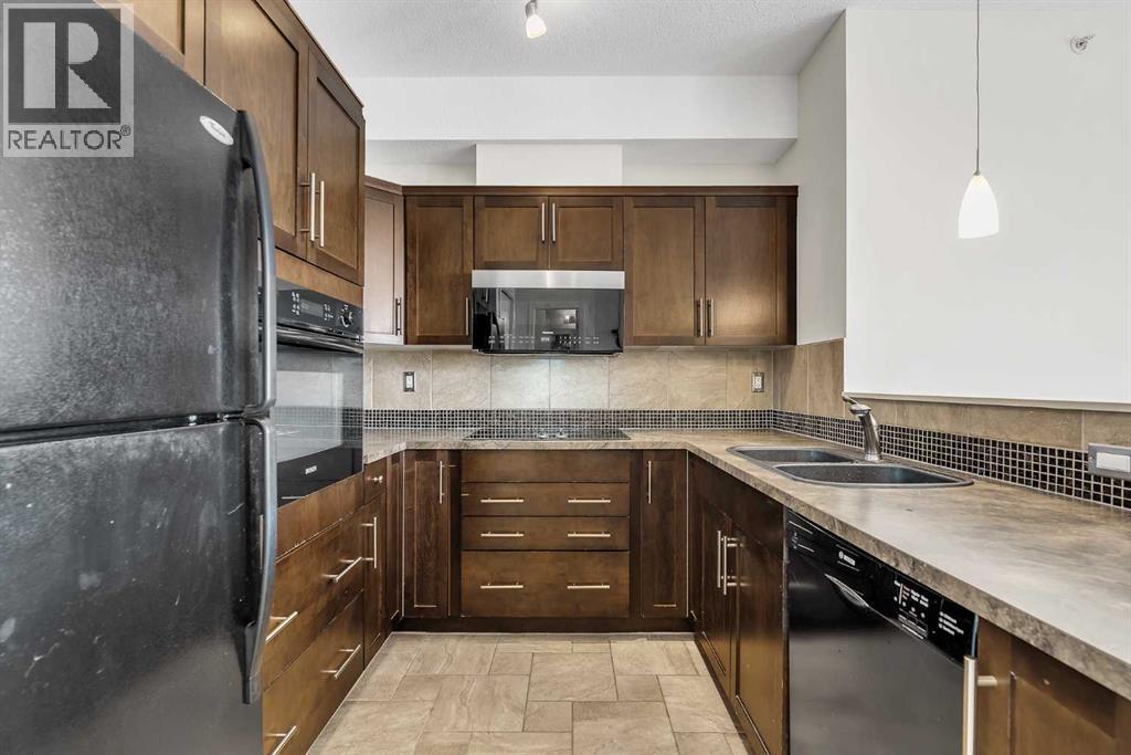 415, 26 Val Gardena View SW