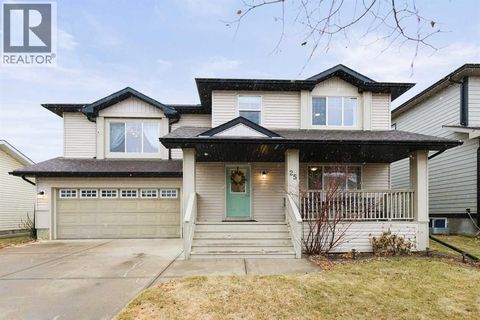 25 McKinnon Street NW Langdon AB T0J1X2