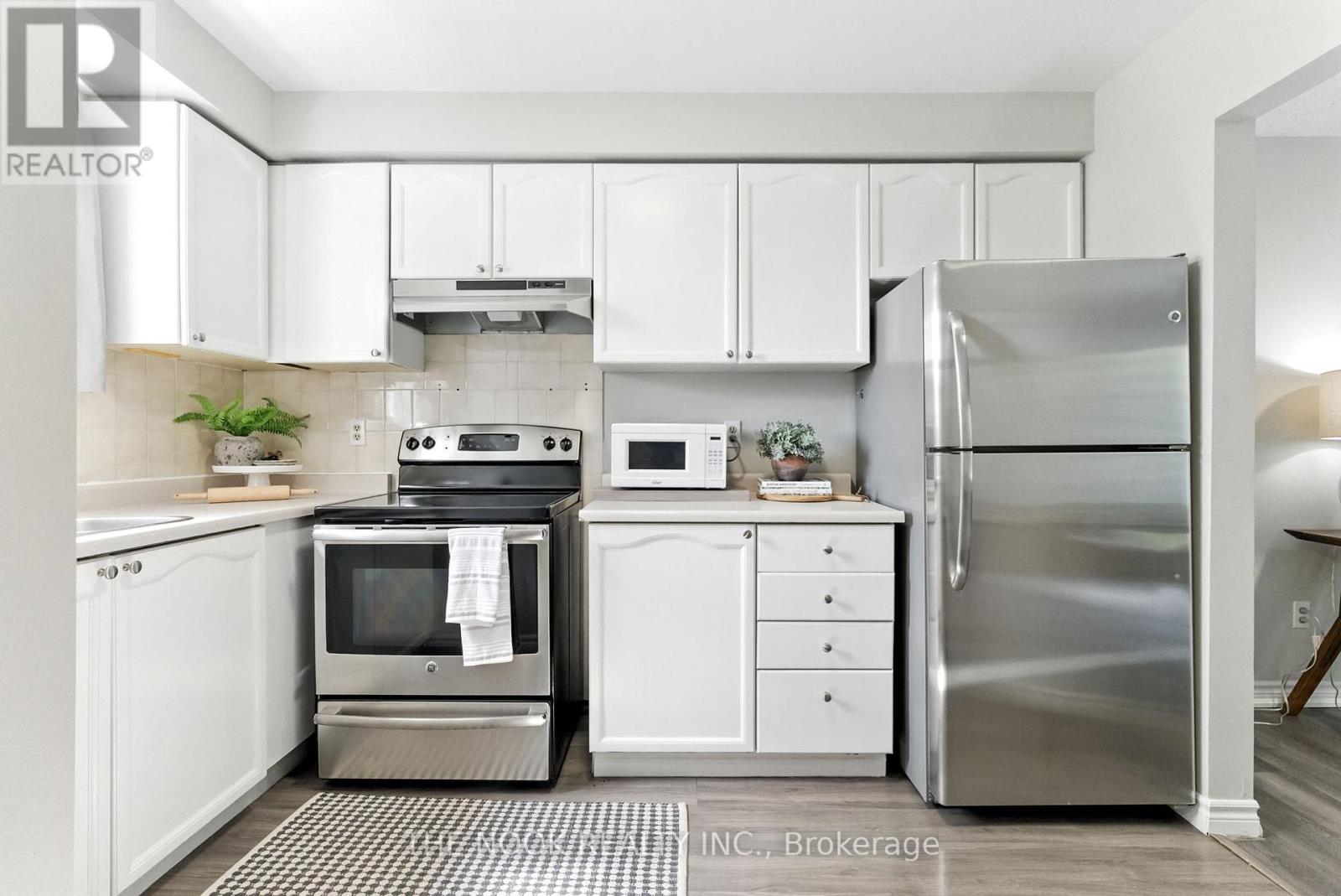 136 PEACOCK BOULEVARD