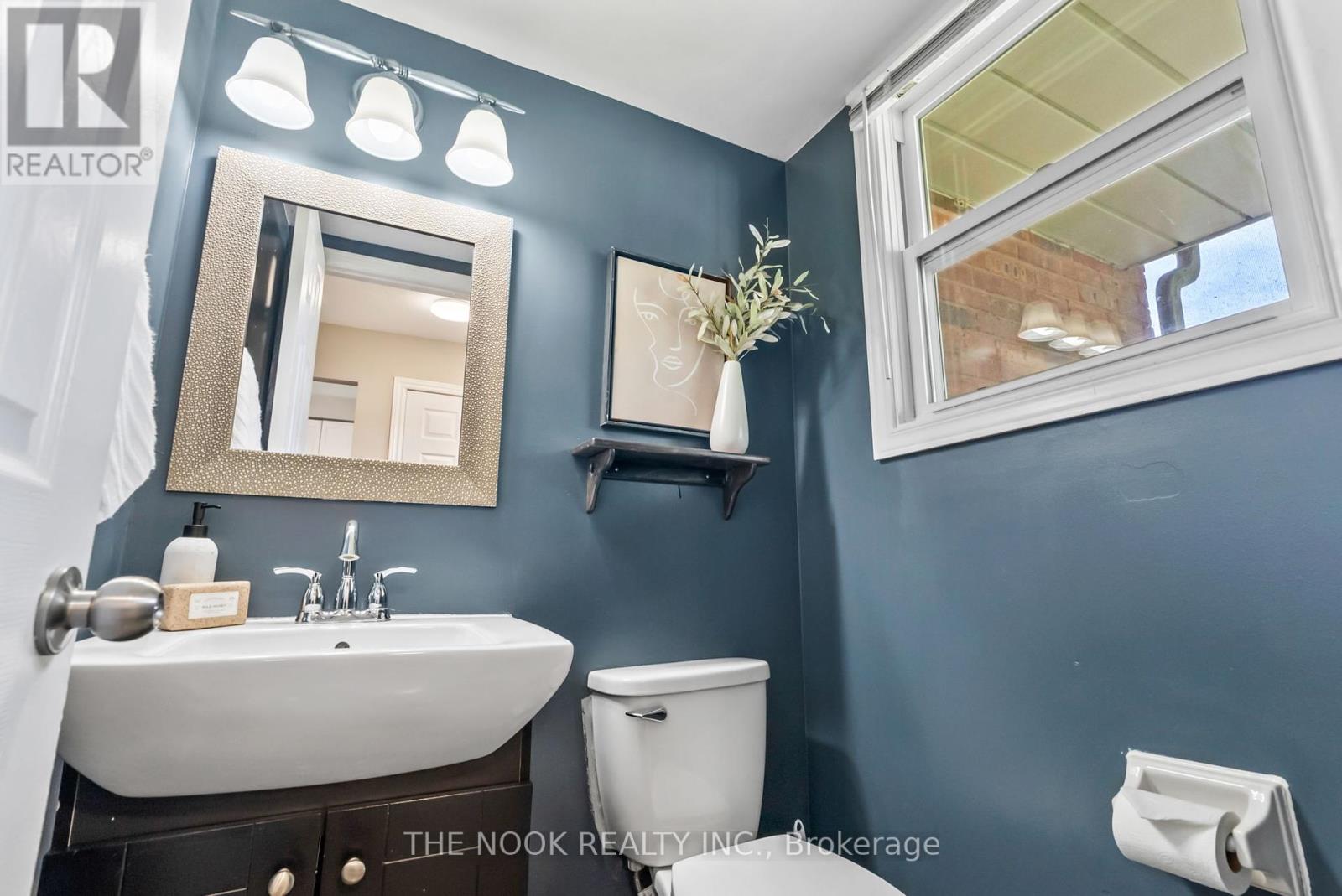 136 PEACOCK BOULEVARD