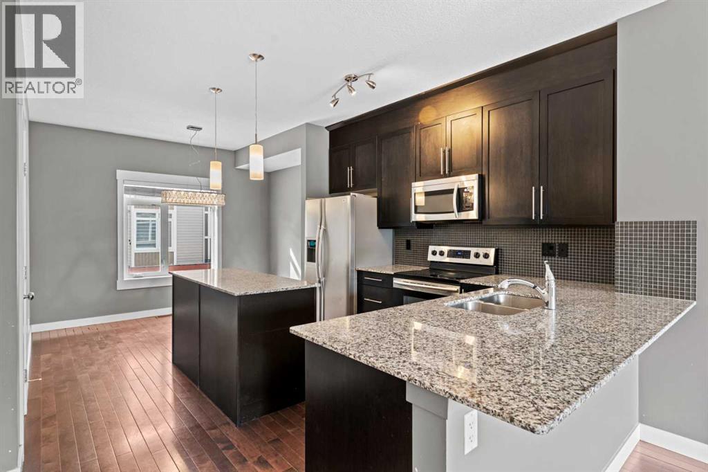 410 Skyview Point Place NE