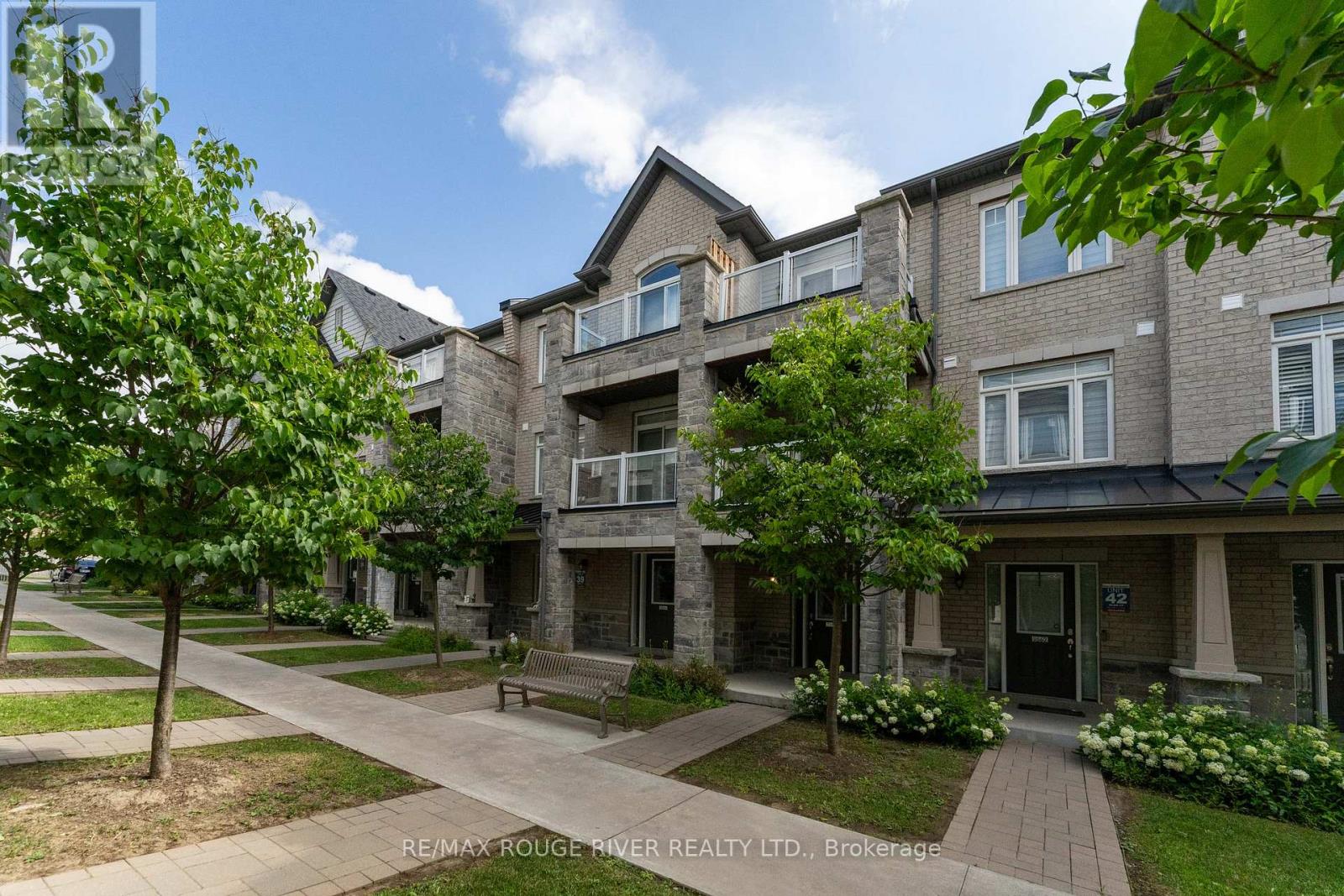 2564 LADYFERN CROSSING