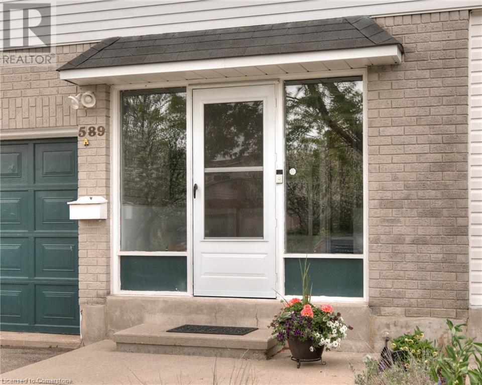 589 PINEROW Court Unit# A