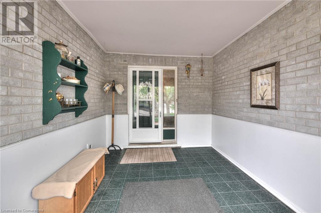 589 PINEROW Court Unit# A