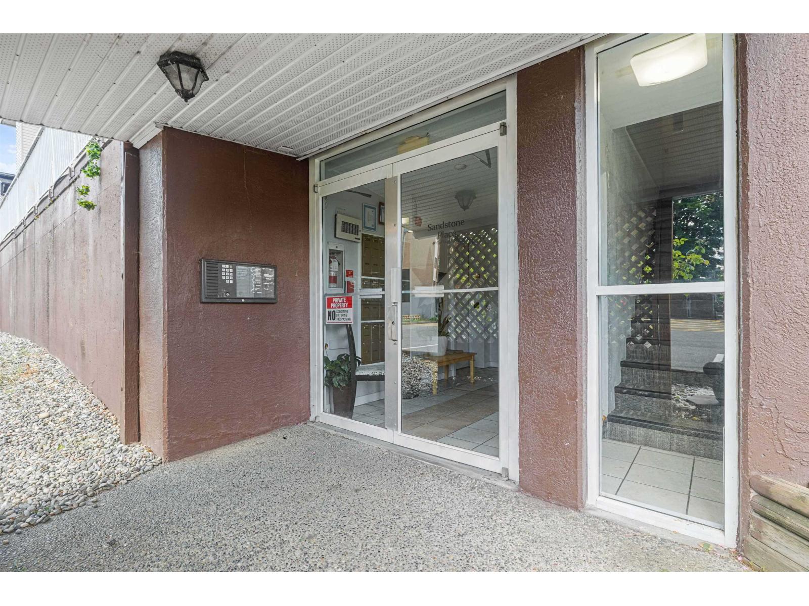 206 46351 YALE ROAD|Chilliwack Proper East