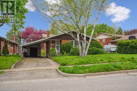 207 SWEETBRIAR Drive Kitchener ON N2M4S9