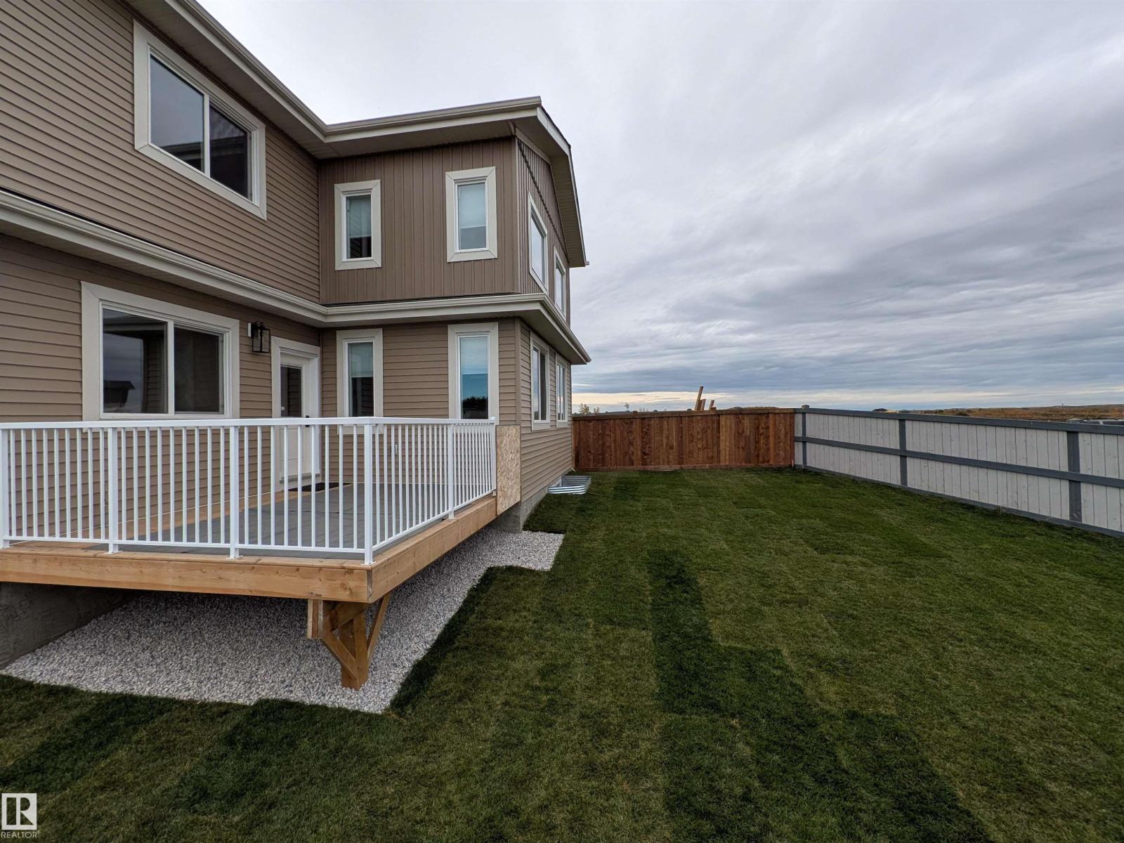 73 ASHBURY CR