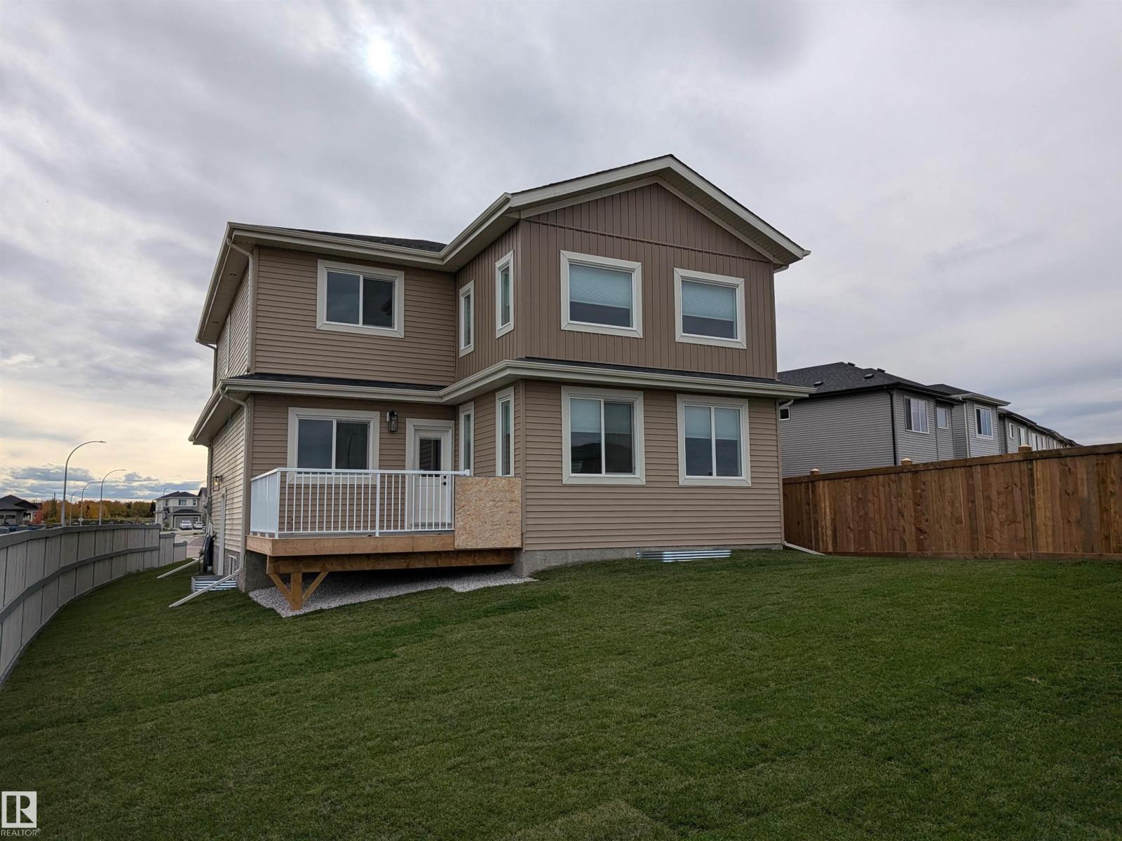 73 ASHBURY CR