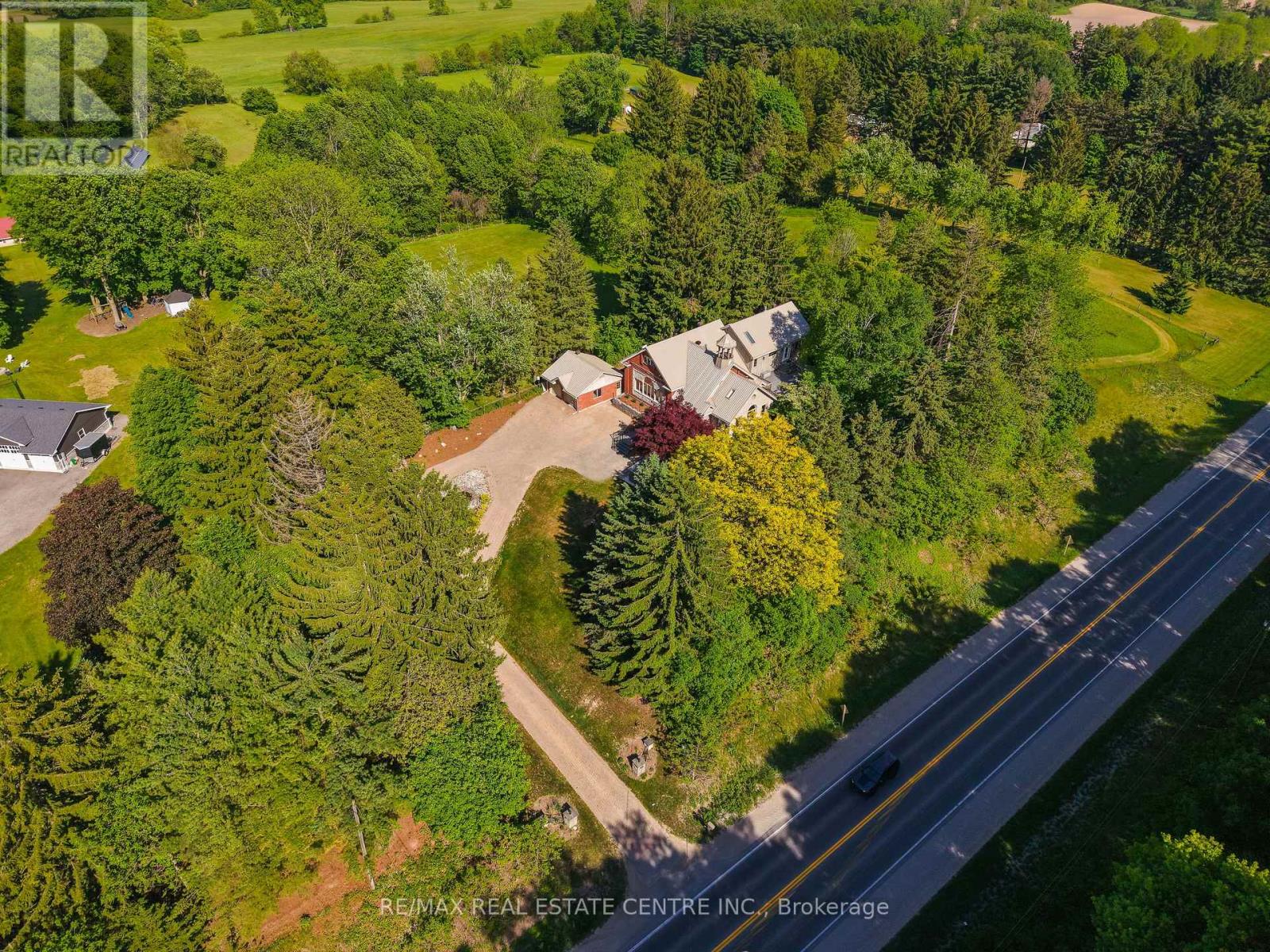 1560 ELGIN ROAD