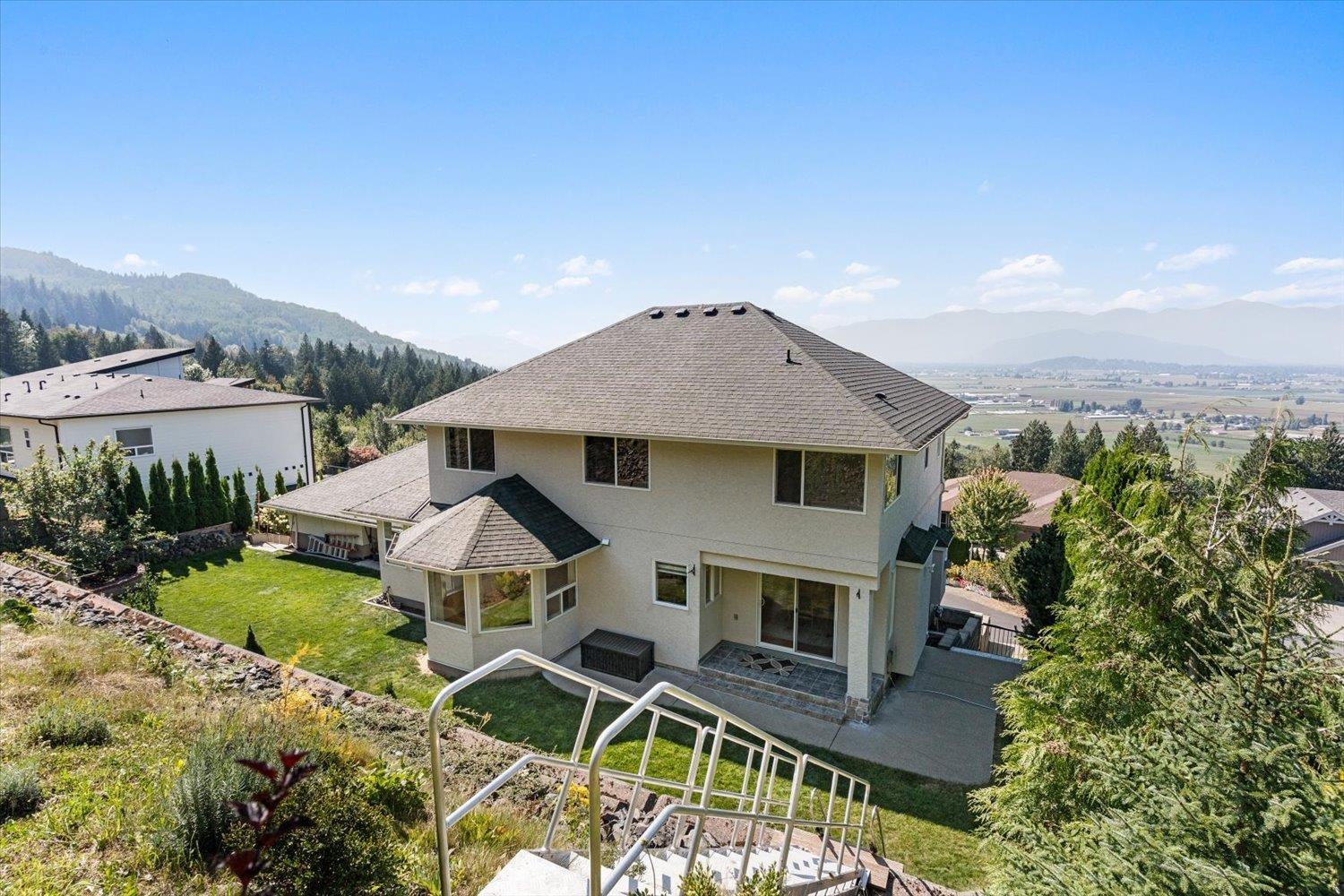 7304 MOUNT THURSTON DRIVE|Eastern Hillsides