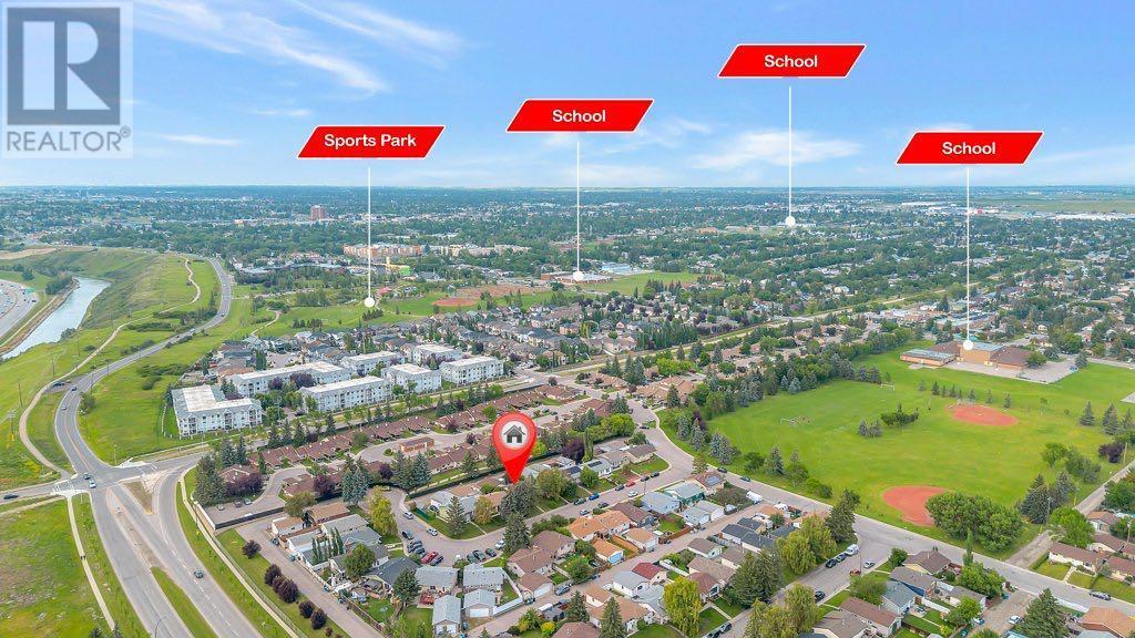 24 Dovely Way SE