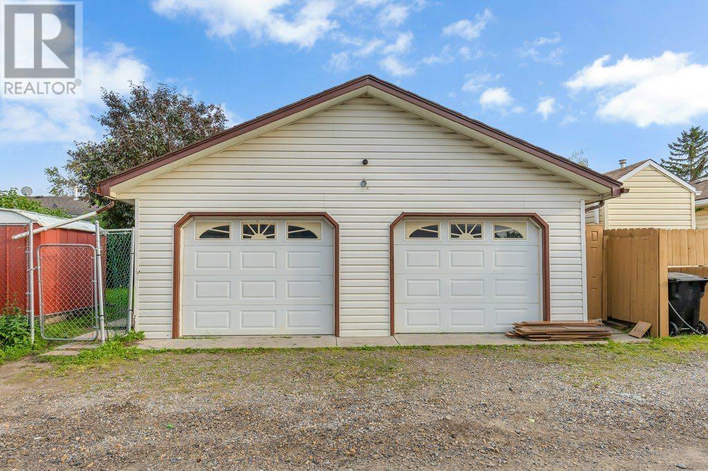24 Dovely Way SE