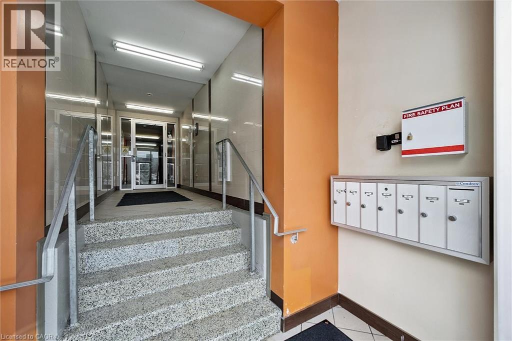 271 LESTER Street Unit# 203