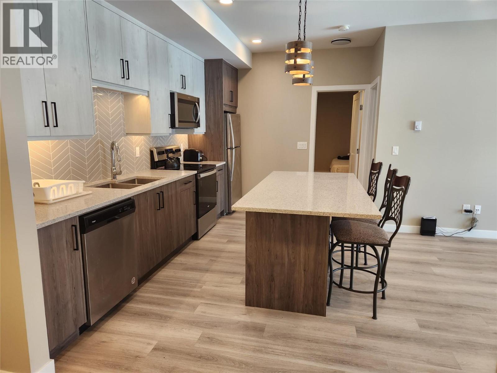 1200 11 Avenue Unit# 201