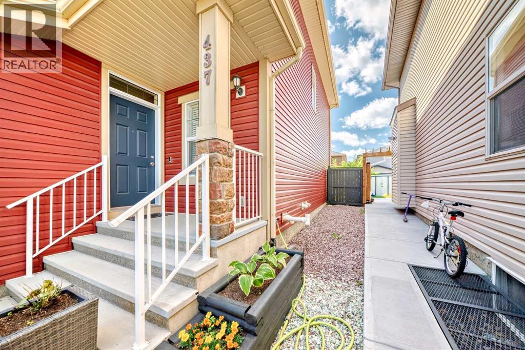 437 Auburn Bay Drive SE
