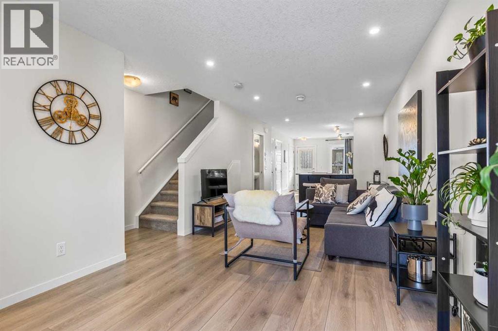 505, 338 Seton Circle SE