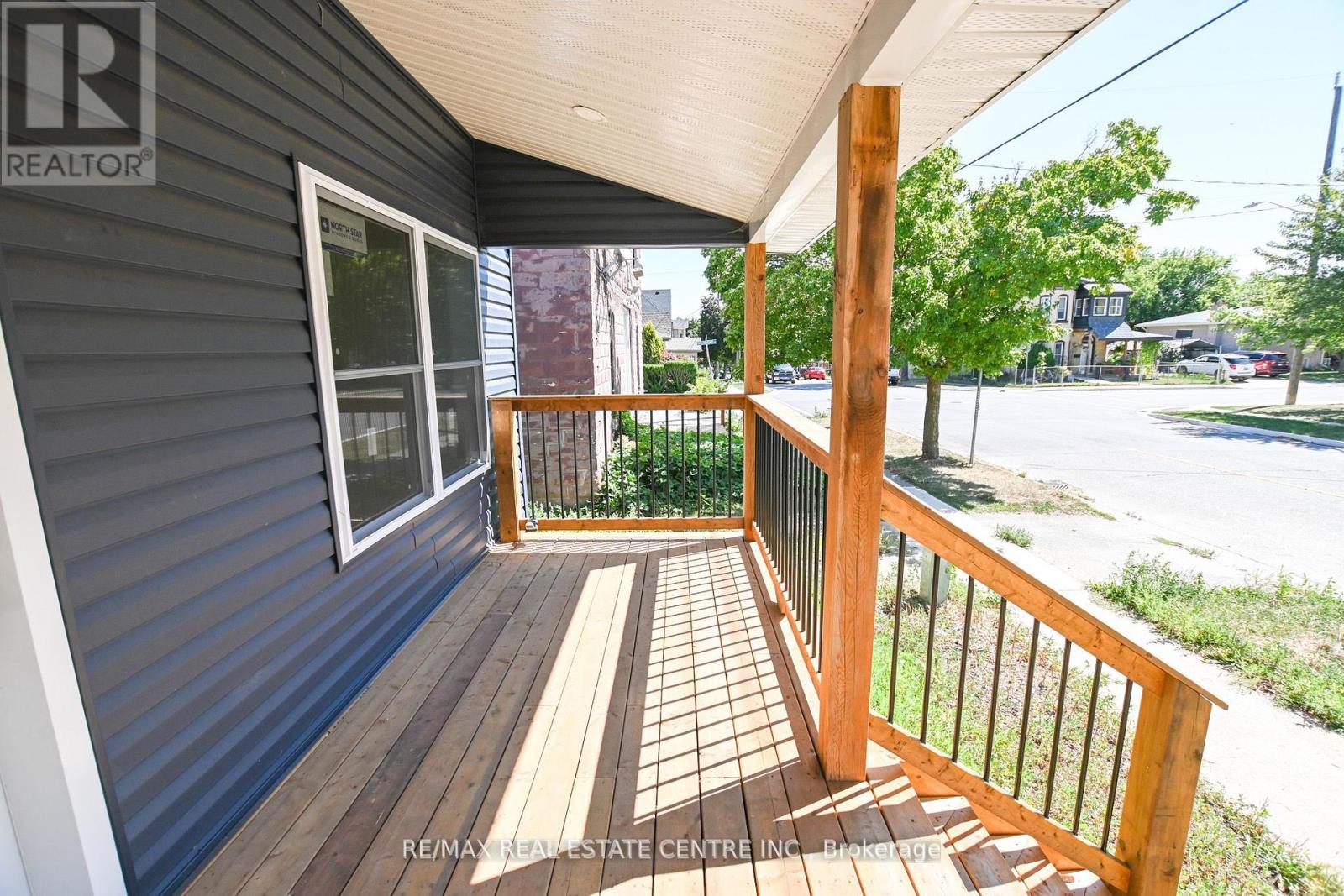 284 DARLING STREET