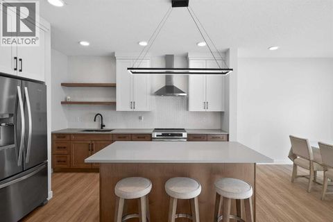 78 Silverton Glen Crescent SW Calgary AB T2X5C2