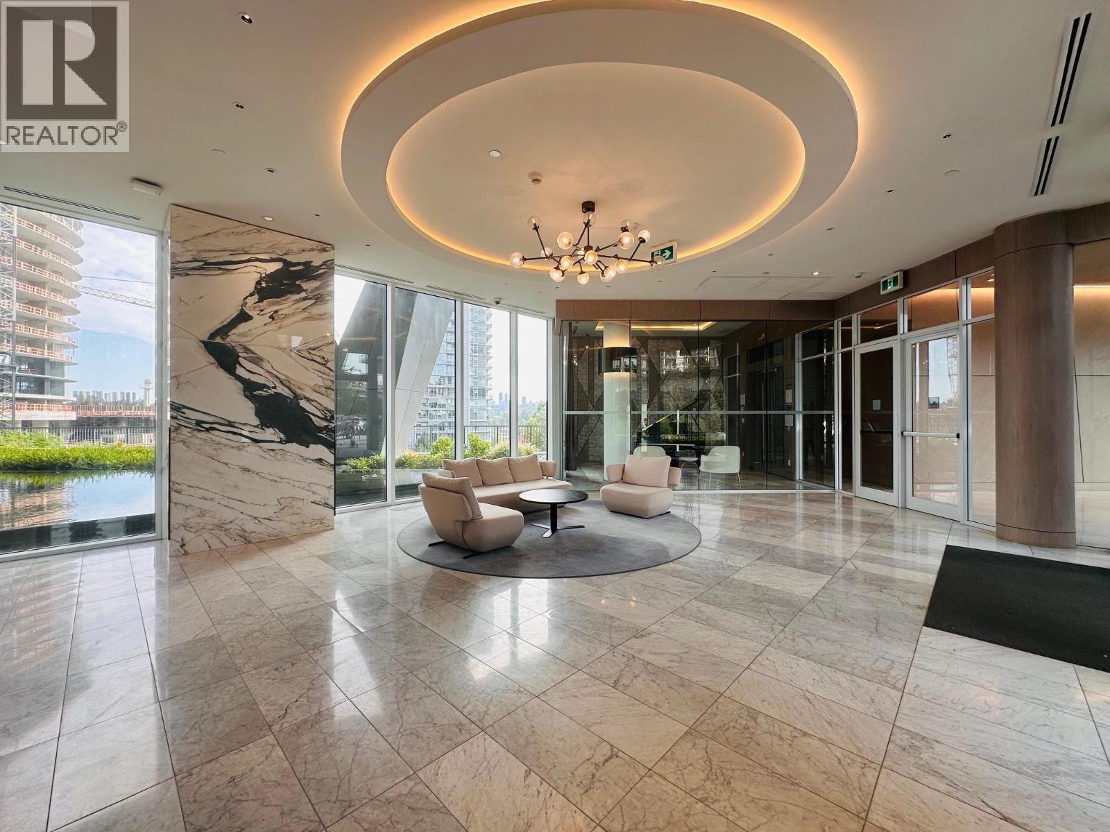 1009 4730 LOUGHEED HIGHWAY