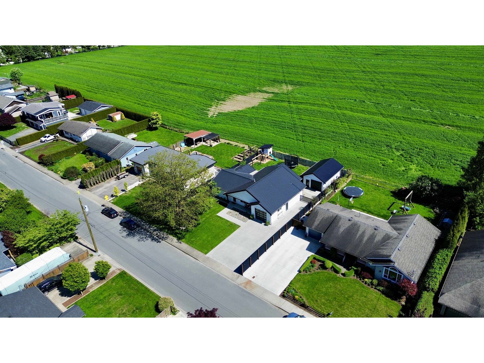 1716 AGASSIZ AVENUE|Agassiz