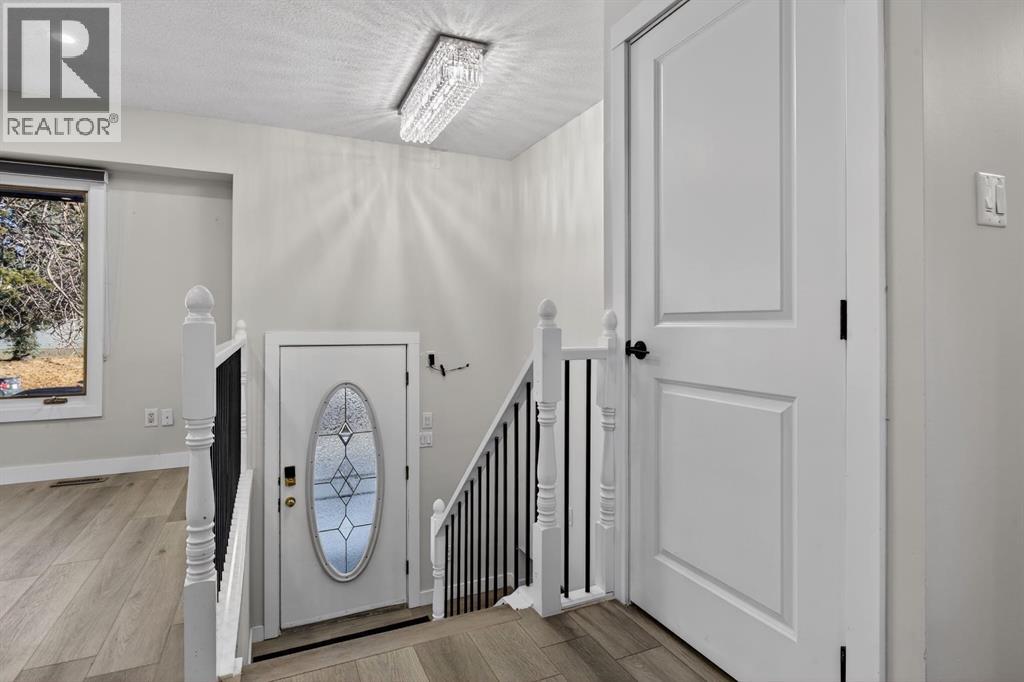 255 Rundleridge Drive NE