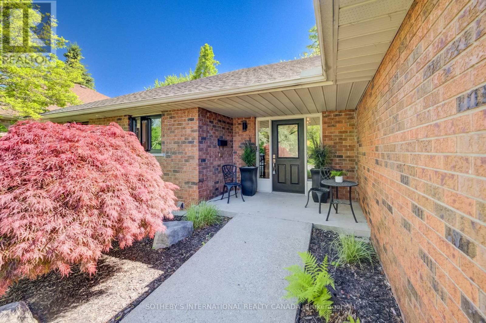 304 AUBURN DRIVE
