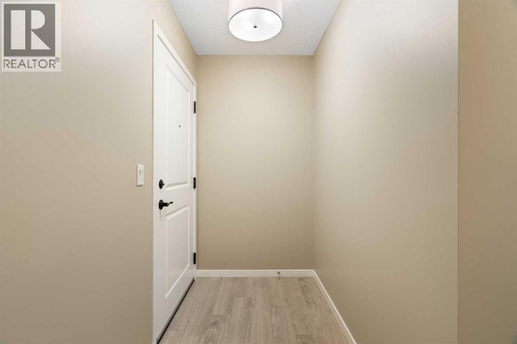 416, 30 Mahogany Mews SE